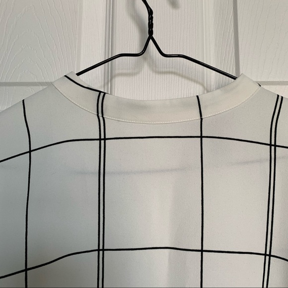 H&M blouse - Picture 2 of 7